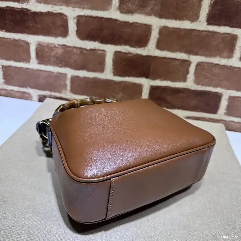 Fashionrepsfam ru 2306YA0074 Gucci Bag 0822